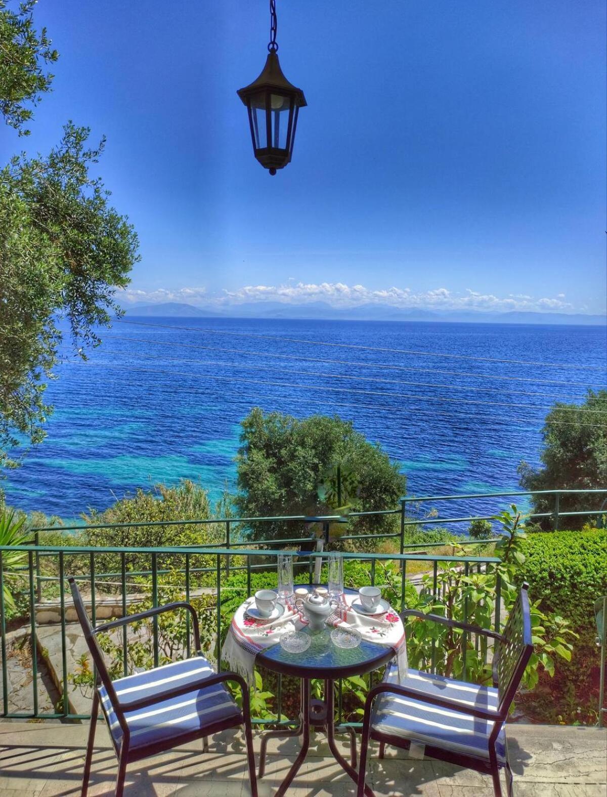 Villa Fourtuna Apartment Agios Ioannis Peristerion 외부 사진
